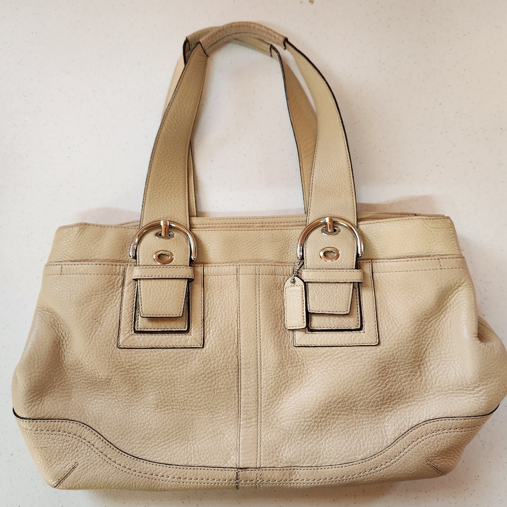 COACH sand colored pebble leather shoulder bag - L0751-F10912